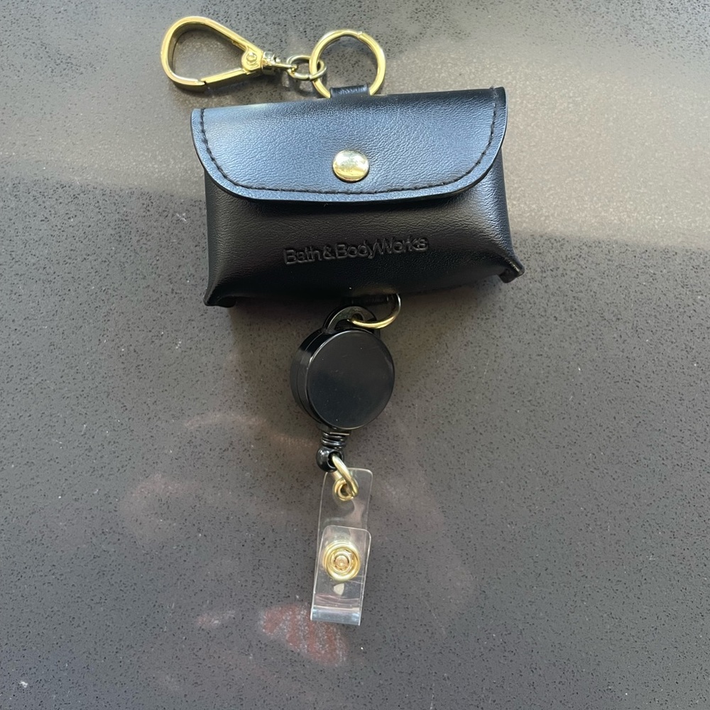 NWOT Bath and Body Works PocketBac holder